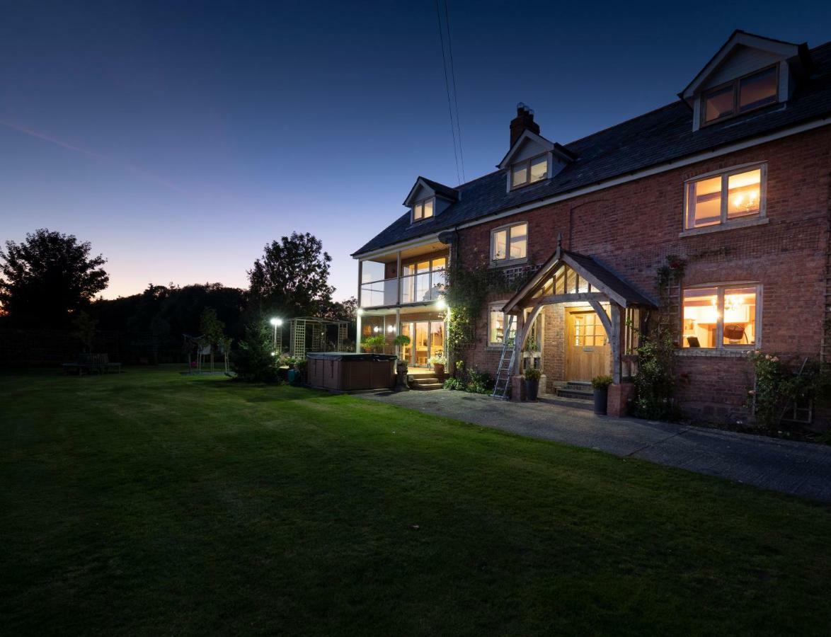 Rhyd Lydan Bed & Breakfast Newtown  Exterior photo